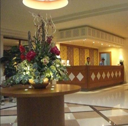 Amans Hotel Амбон Екстериор снимка