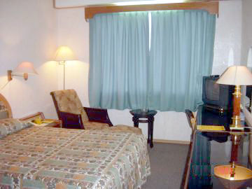 Amans Hotel Амбон Екстериор снимка
